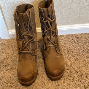 Sorel Brown Lace-Up Ankle Boots